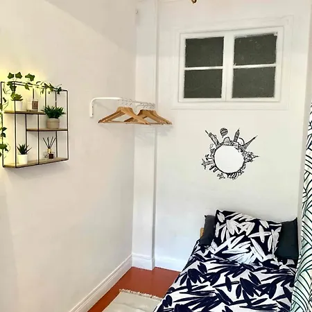 Apartment 34 M In The Heart Of The Golden Square