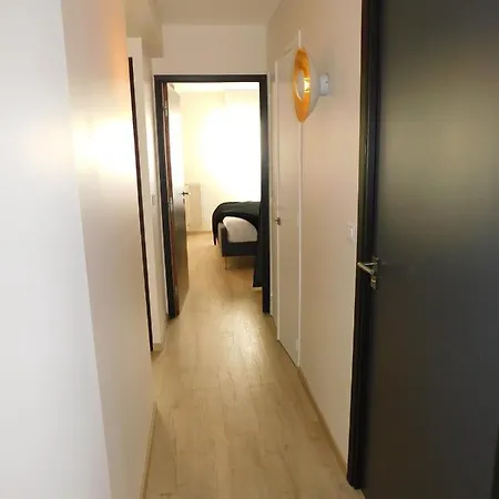 Apartment Beautiful T4 Newly Renovated In 2020 Located Close To The Port