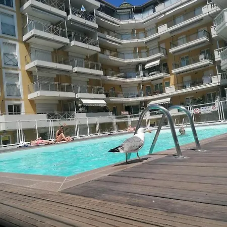 Promenade Des Anglais Avec Terrasse Et Piscine Apartment *
