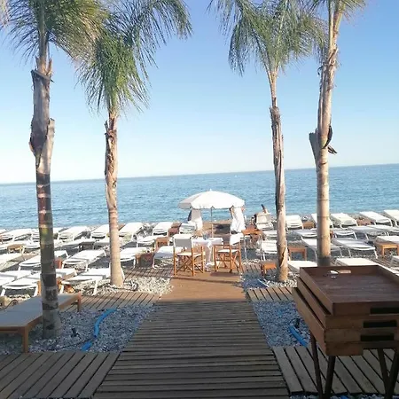 Promenade Des Anglais Avec Terrasse Et Piscine Apartment
