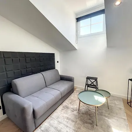Apartment Studio 2pers Renove Bon Canape Lit Wifi Clim Ac Sigelon Nice