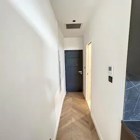 Apartment Studio 2pers Renove Bon Canape Lit Wifi Clim Ac Sigelon Nice