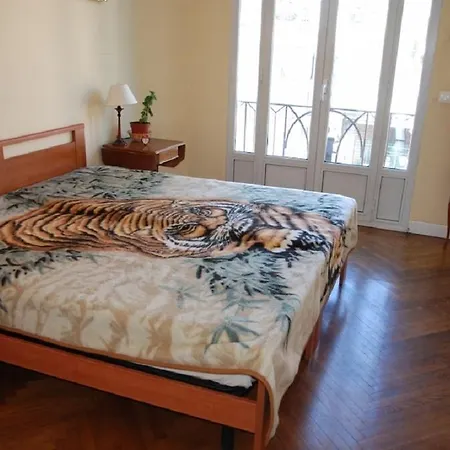 Apartment On Promenade Anglais *