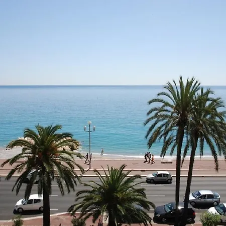 Apartment On Promenade Anglais