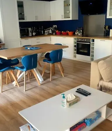 Apartment Appart Terrasse Proche Centre