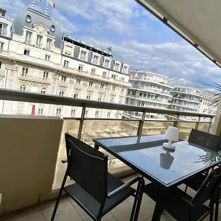 Best Location In Town, New Appt Fully Renovated *