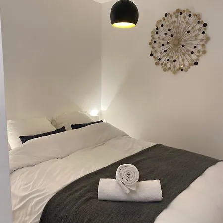 Apartment Le Scandinave Cosy Du Carre D'or, A Cote De La Nice
