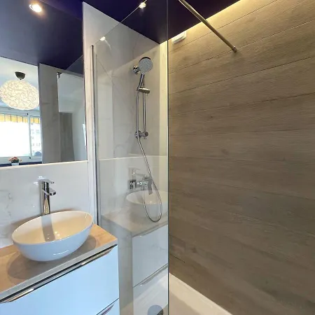 A Place To Call - 5 Min Promenade Des Anglais Apartment