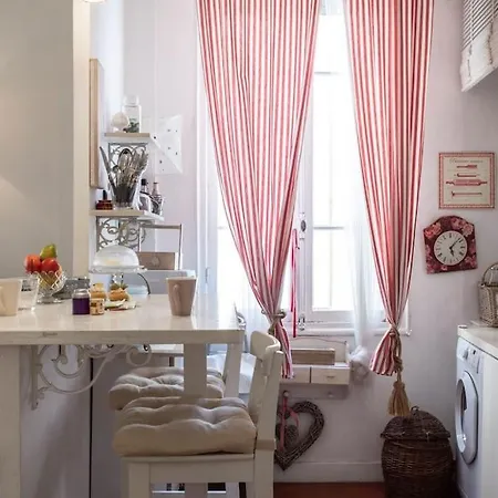 #41 & Charming 1 Bdr Flat 10mins Walk To Apartment