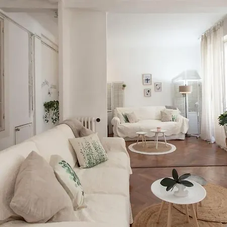 #41 & Charming 1 Bdr Flat 10mins Walk To Apartment