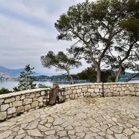 Signature Mont-boron Apartment