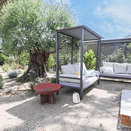 Reve & Piscine & Jacuzzi & Clim & Salle De Musique Nice