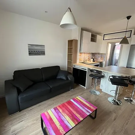 Apartment Terrasse Calme Et Centrale A 2 Pas De La Promenade Nice