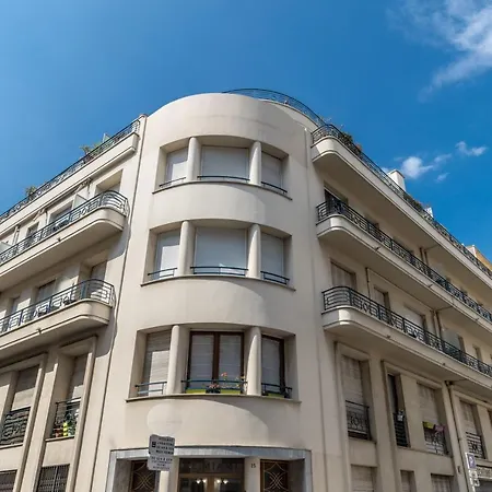Studio With Large Terrace Sea View 4th Floor Nice