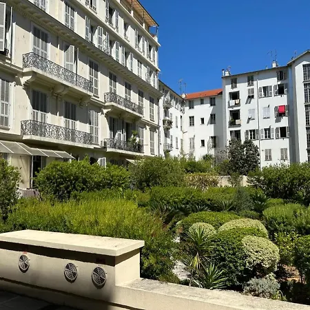 Bel Centre Promenade Des * Nice