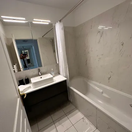 Apartment Bel Centre Promenade Des *