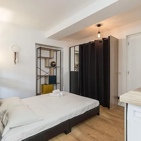 Apartment Superbe Climatise - Vieux Nice
