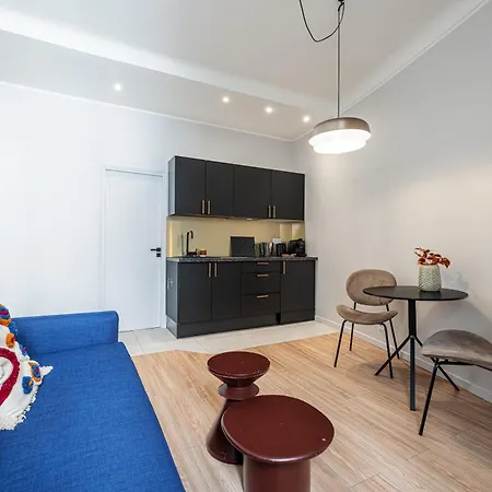 Apartment Coeur De La Libe - Ideal Couple & Friends - & Cosy - Tram & Supermarkets -ac -bed Xxl