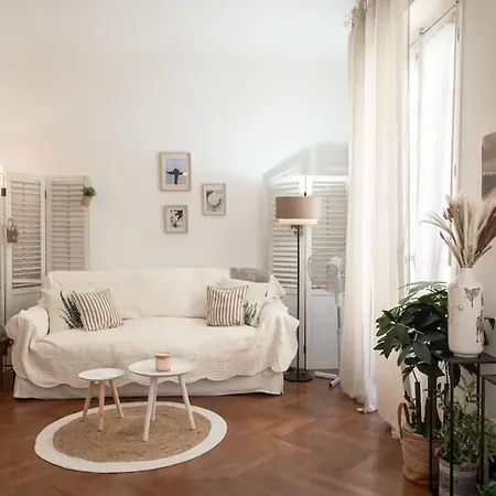 Apartment #41 & Charming 1 Bdr Flat 10mins Walk To *