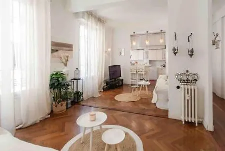 #41 & Charming 1 Bdr Flat 10mins Walk To Apartment *