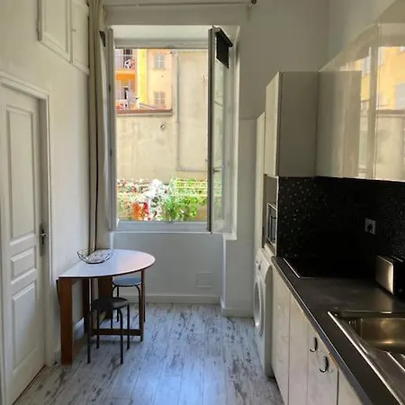 Risso - Studio Proche Garibaldi Apartment *