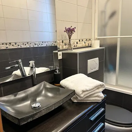 Apartment 2 Pieces Avec Balcon Nord Nice