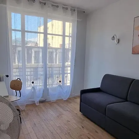 Apartment Renove, Centre, Proche Commodites *