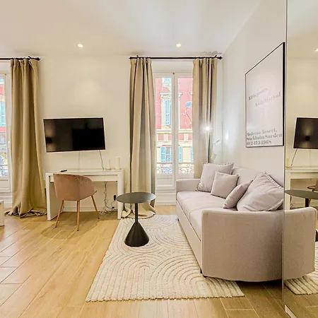 Chic Scandinavian Style - Wifi, Ac, 2pers Apartment