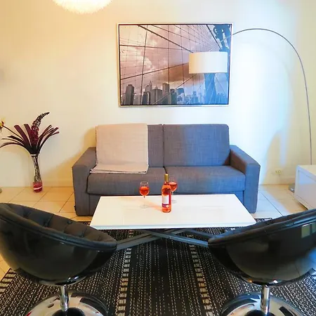 Ashley&parker - Philippe Promenade Apartment *