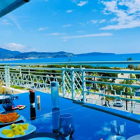 2 Bedroom Flat With Sea View And Huge Terrace Nice