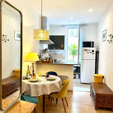 10-15 Min To Railway, Beach, Marketplace * Nice