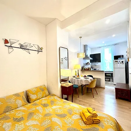 Apartment 10-15 Min To Railway, Beach, Marketplace