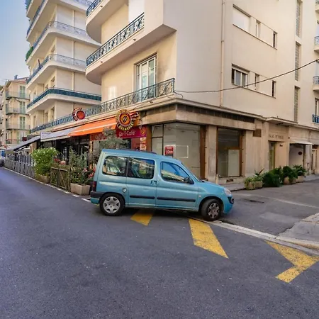 Palais Azura Furnished Flat Nice