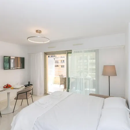 In Les Residences Du Palais Apartment
