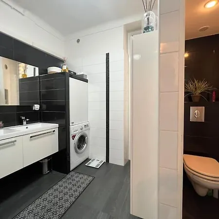 Apartment Appart Proche Port
