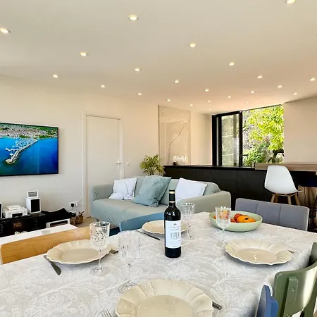Jardin Avec Jacuzzi, Vue Et Montagne, Clim & Parking Apartment *
