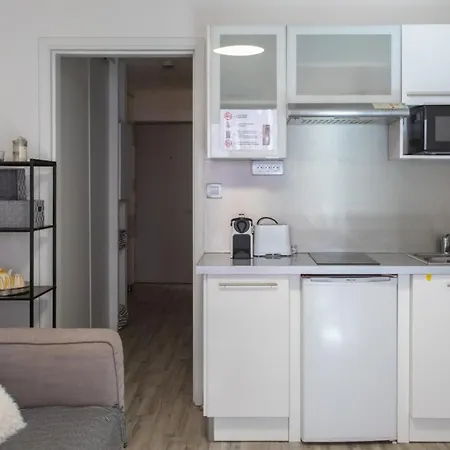 Waverly Furnished Flat * Nice