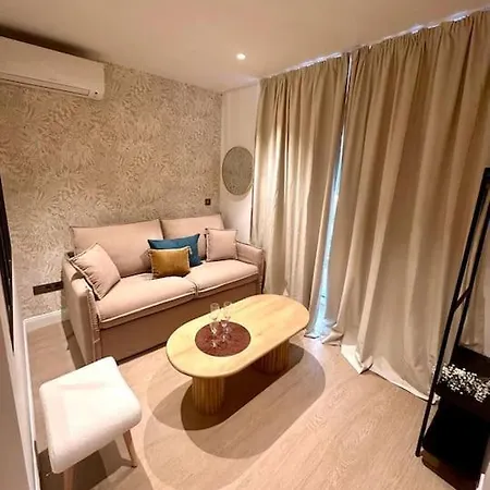 Angleterre 2 - Equipe Proche Gare Apartment *