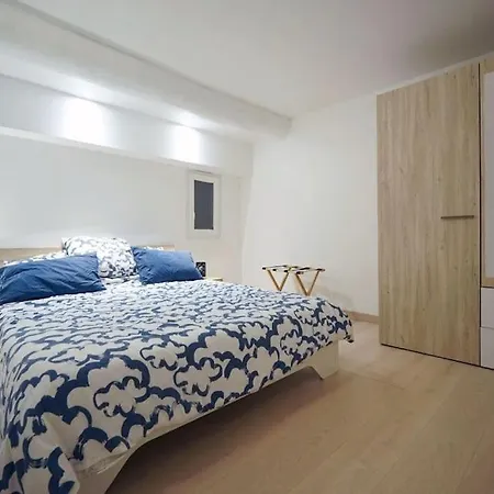 Appart Au Coeur Du Vieux-nice Apartment *