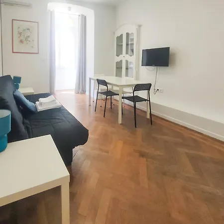 Opera 1 Old Town 4 Pers Wifi Ac Apartment *
