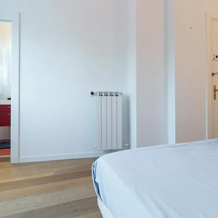 La Tour Sarrasine Apartment *
