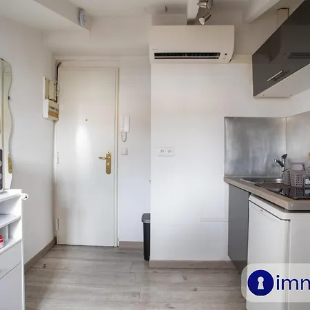 Apartment Studio Air-conditioned Liberation District Nice