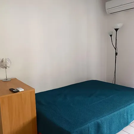 Apartment With Balcony - 1 Minute From The *