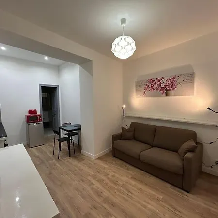 Apartment Coeur Du Vieux Nice, Superbe Studio Refait A Neuf