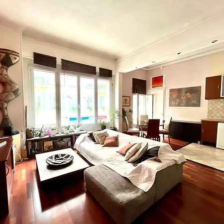 Apartment Emplacement Ideal Au Centre De ! Nice