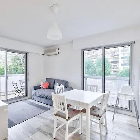 F2 Lumineux A 15 Min De La Promenade Des Apartment *