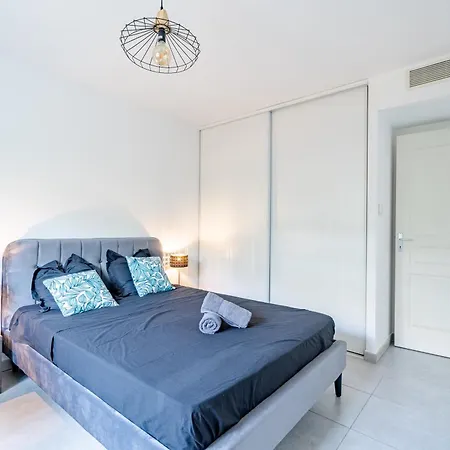 Magnifique 4pers, Clim, Parking, Piscine Apartment *