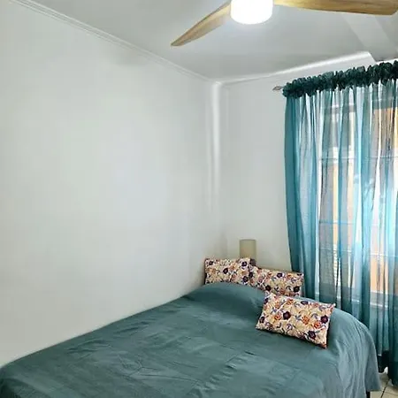 Vieux - Charmant 4 Personnes Apartment
