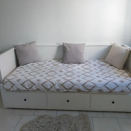 Assia Apartment