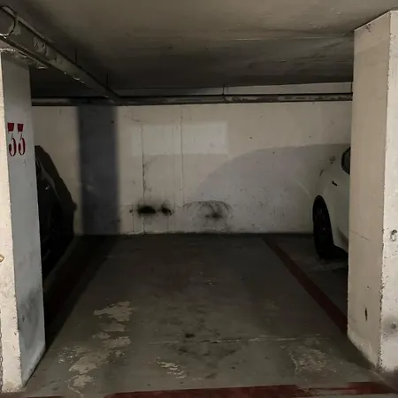 Apartment Centre Negresco 2 Pieces Calme A 150 M Des Plages Et Zone Pietonne, Parking Couvert Nice